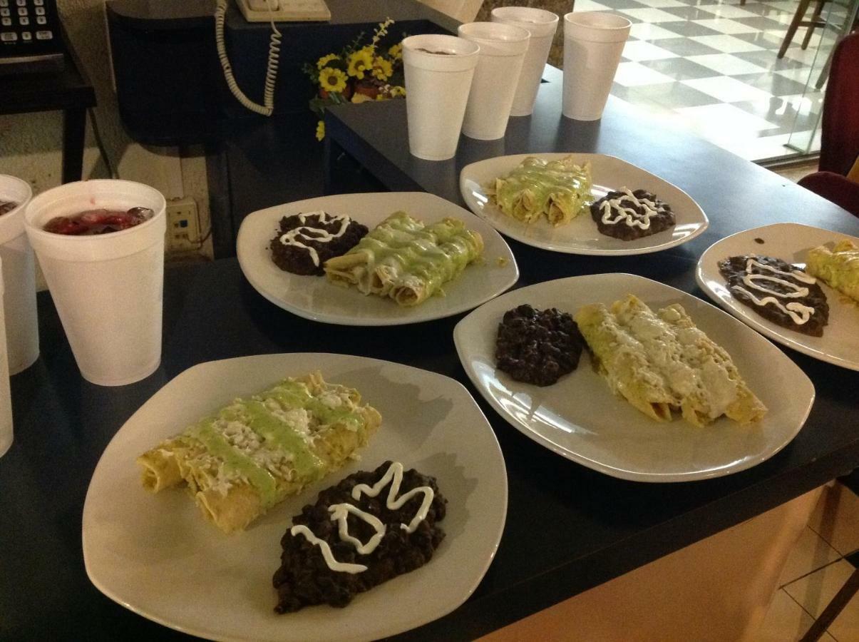 Best Western Hotel Plaza Matamoros Bagian luar foto