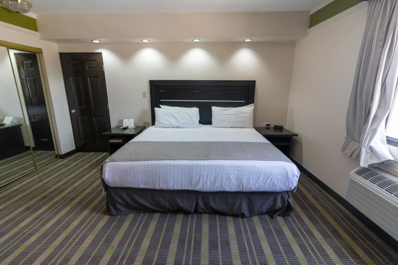 Best Western Hotel Plaza Matamoros Bagian luar foto