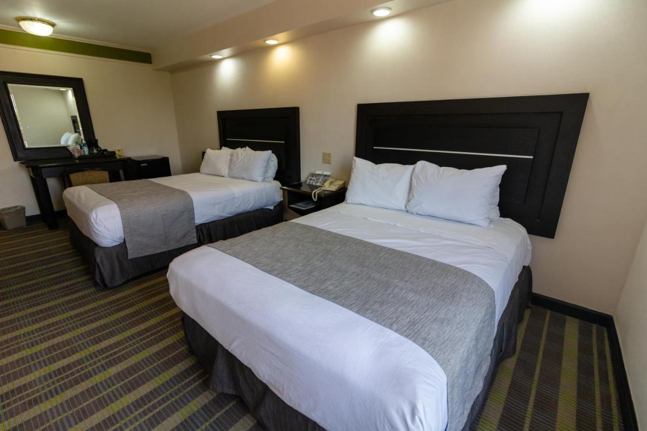Best Western Hotel Plaza Matamoros Bagian luar foto